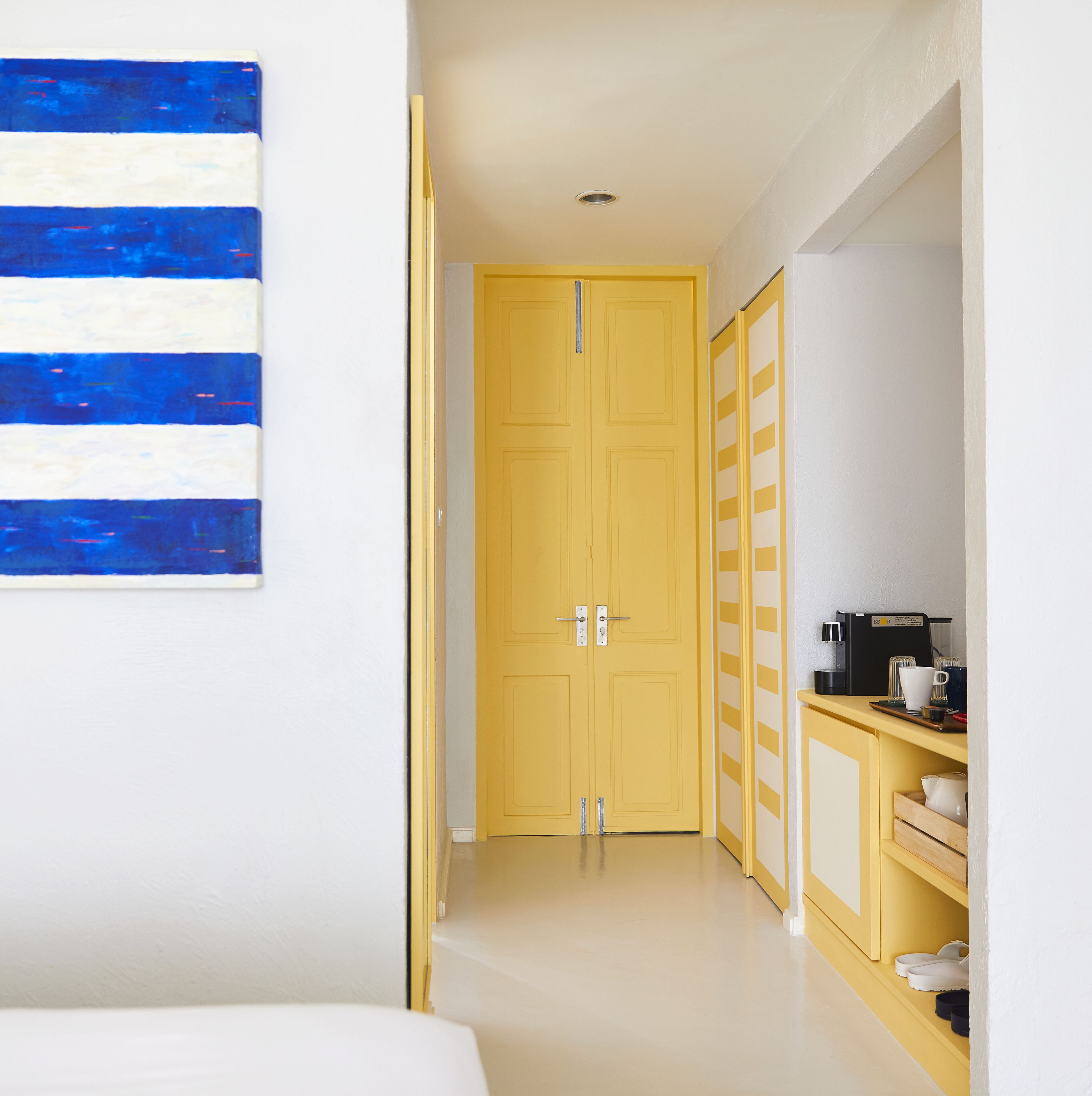 premium bedding, minibar, in-room safe, blackout curtains