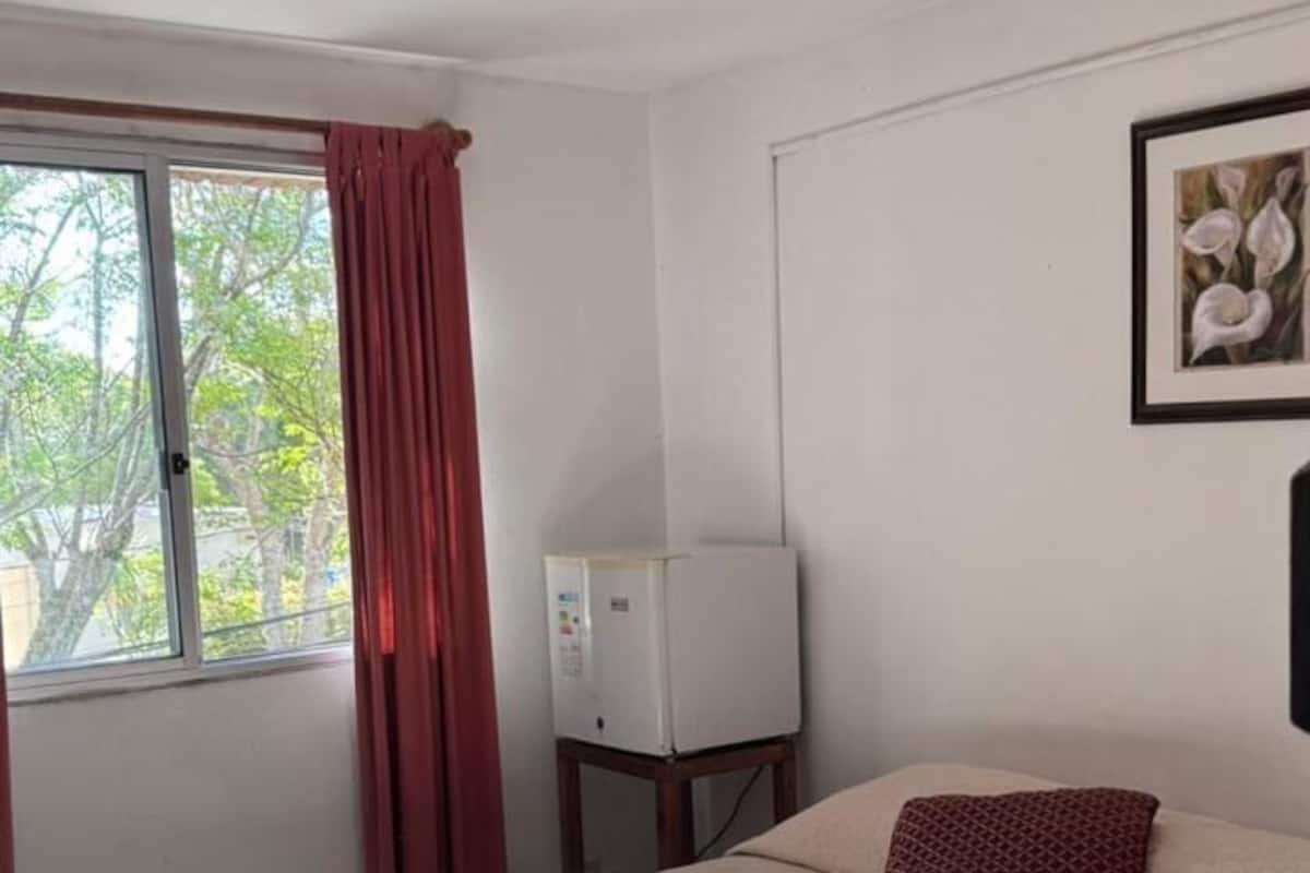 8 chambres, couette en duvet d'oie, minibar, décoration personnalisée