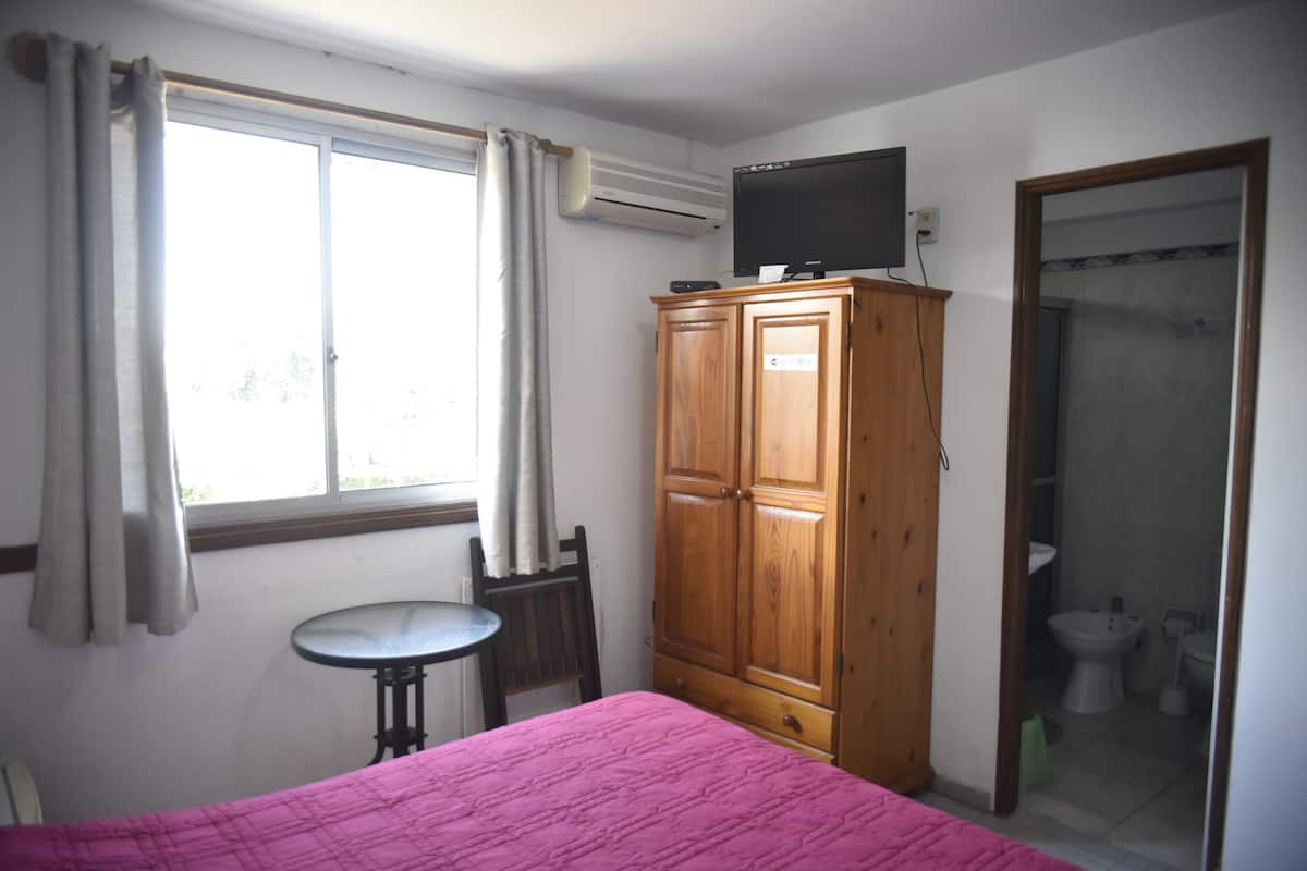 Superior Single Room | 8 bedrooms, down comforters, individually decorated, blackout drapes
