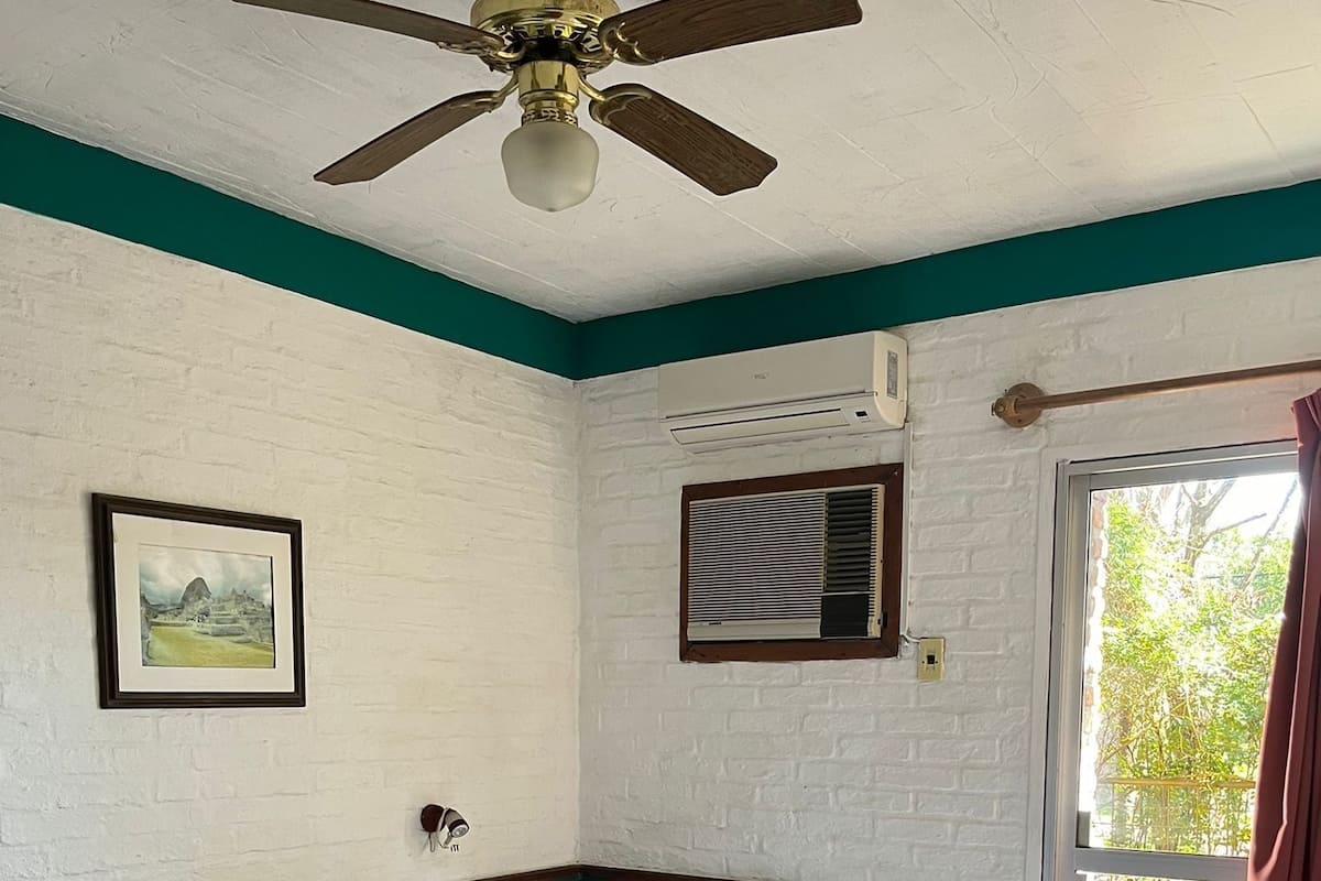 8 chambres, couette en duvet d'oie, minibar, décoration personnalisée