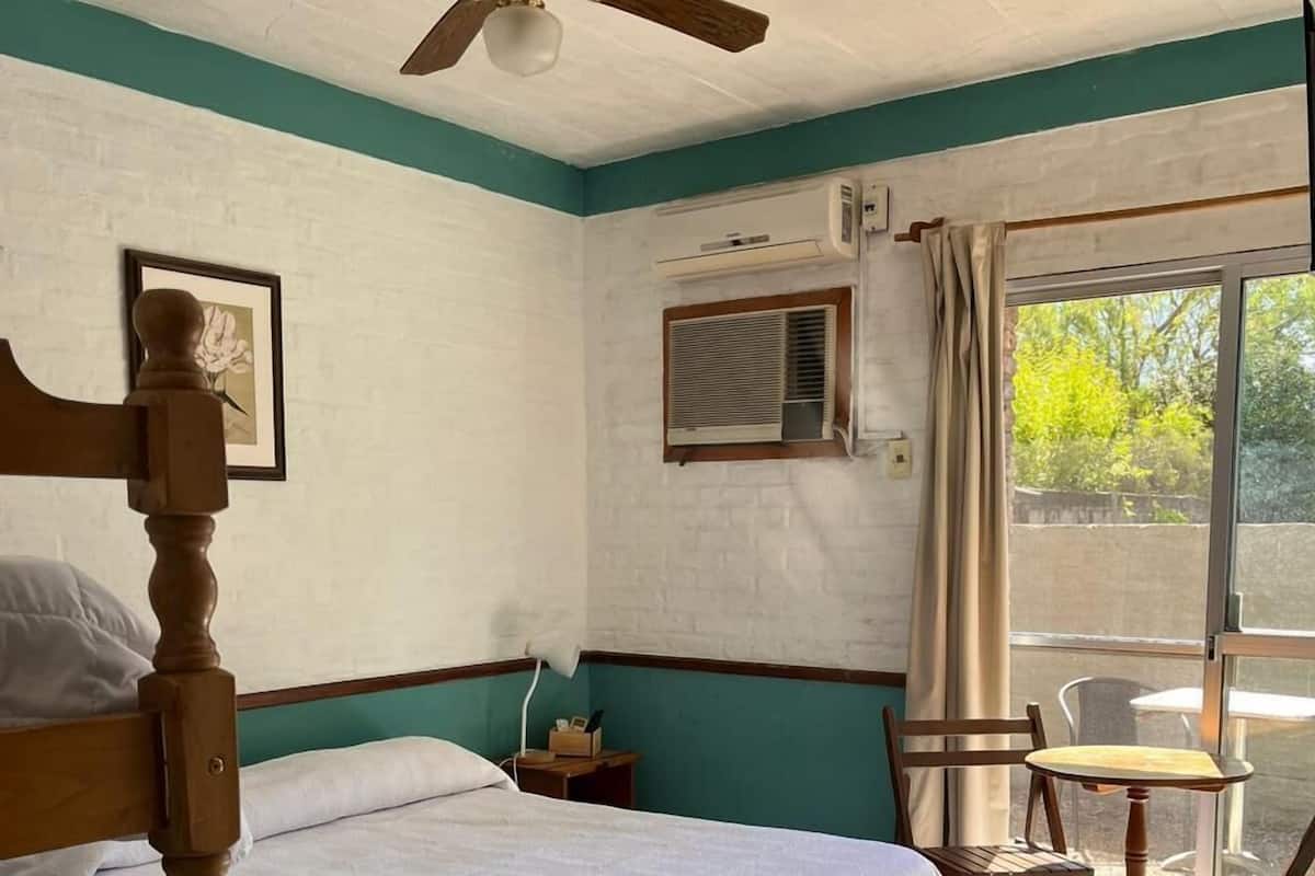 8 chambres, couette en duvet d'oie, minibar, décoration personnalisée