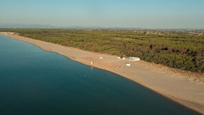 Private beach, free beach shuttle, sun-loungers, beach umbrellas - Masseria Macchia & Relais San Pio (Pisticci)