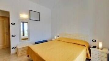 Classic-Doppel- oder -Zweibettzimmer | Minibar, Zimmersafe, Babybetten, kostenloses WLAN