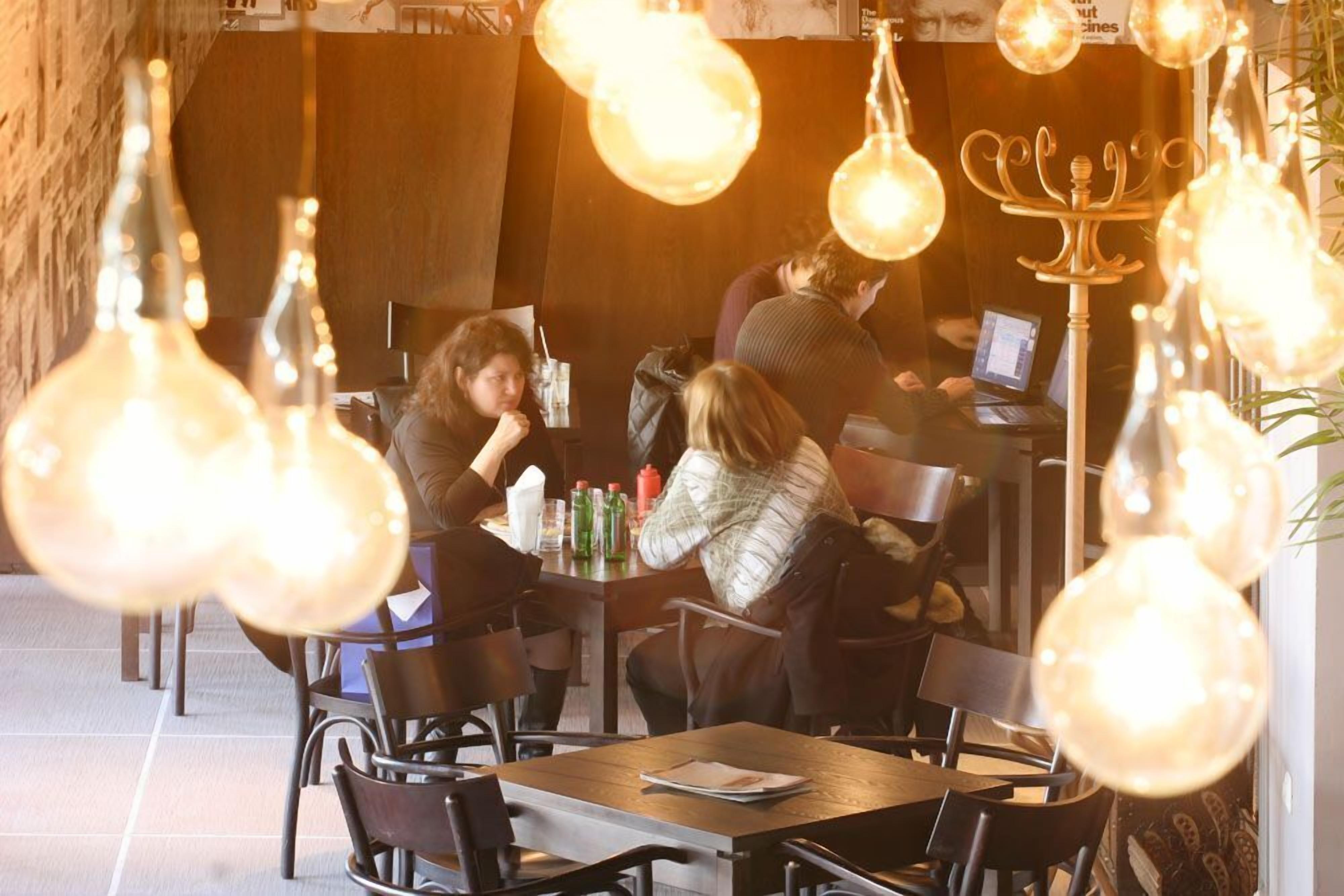 breakfast, lunch, dinner served; fusion cuisine