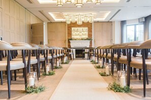 Indoor wedding - The Great House, Sonning, Berkshire (Reading)