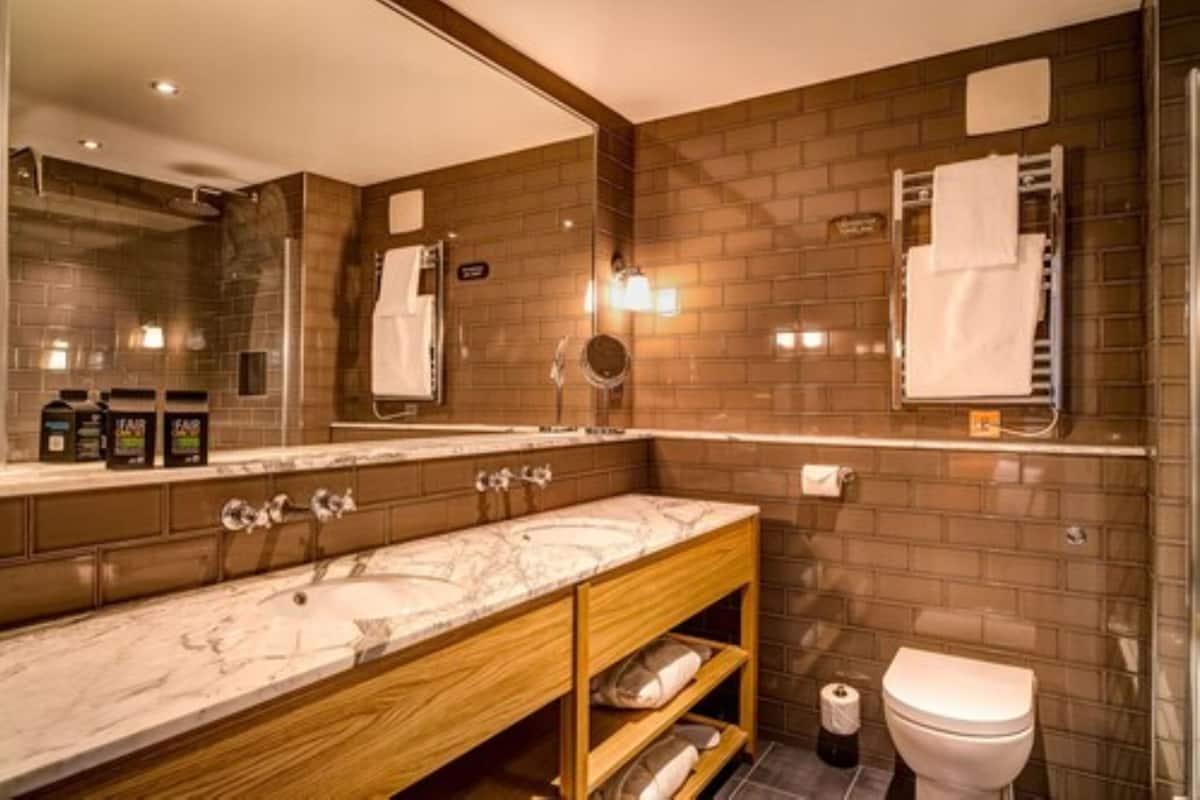 free toiletries, hair dryer, towels