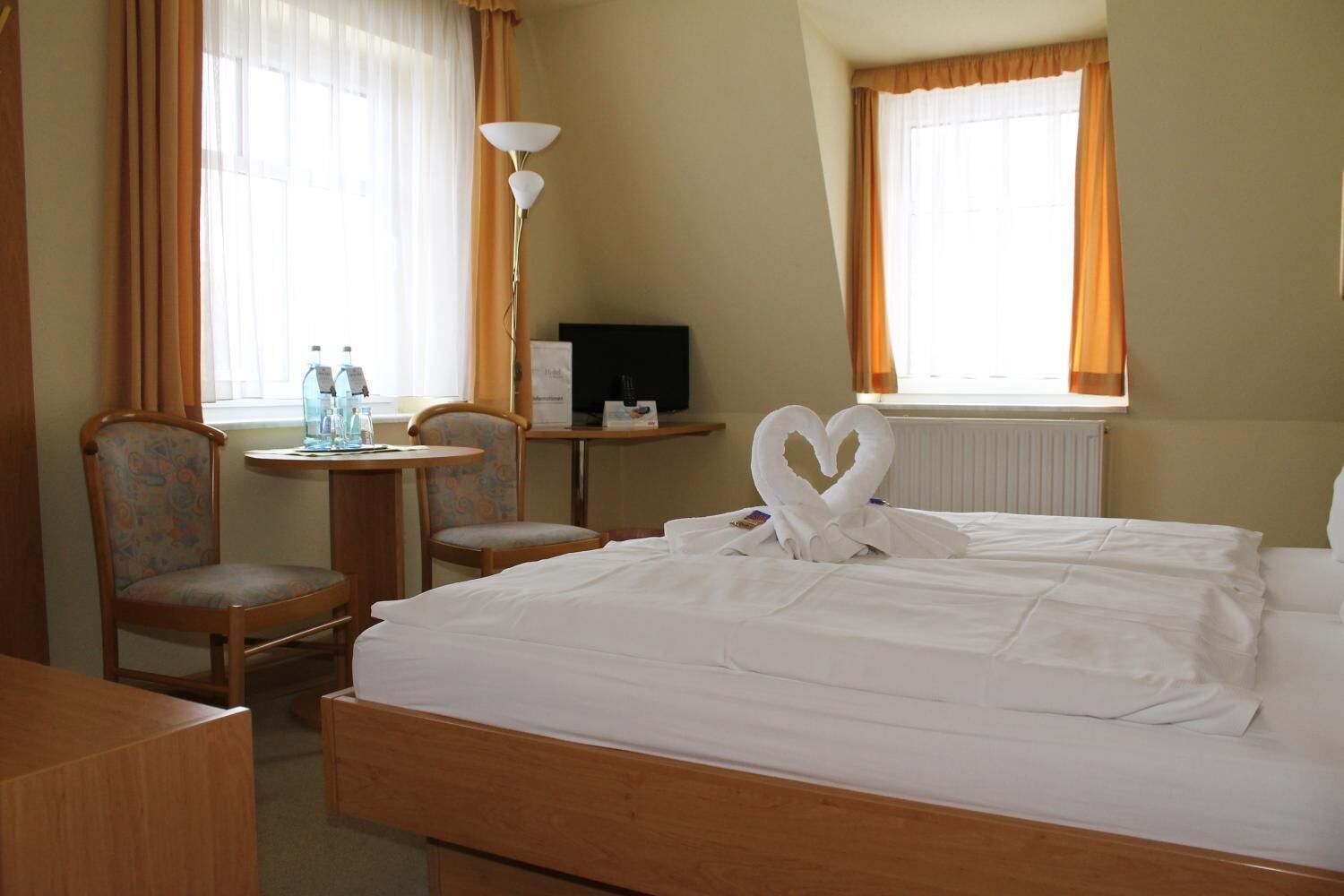 premium bedding, pillow-top beds, free cots/infant beds, free wifi