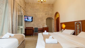 Minibar, Zimmersafe, kostenloses WLAN