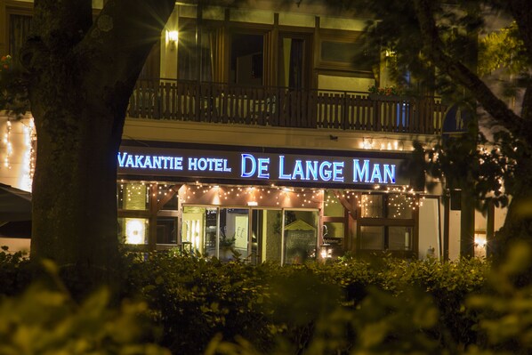 Front of property – evening/night
