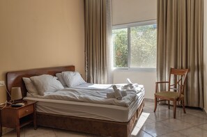 In-room safe, iron/ironing board, free WiFi, bed sheets