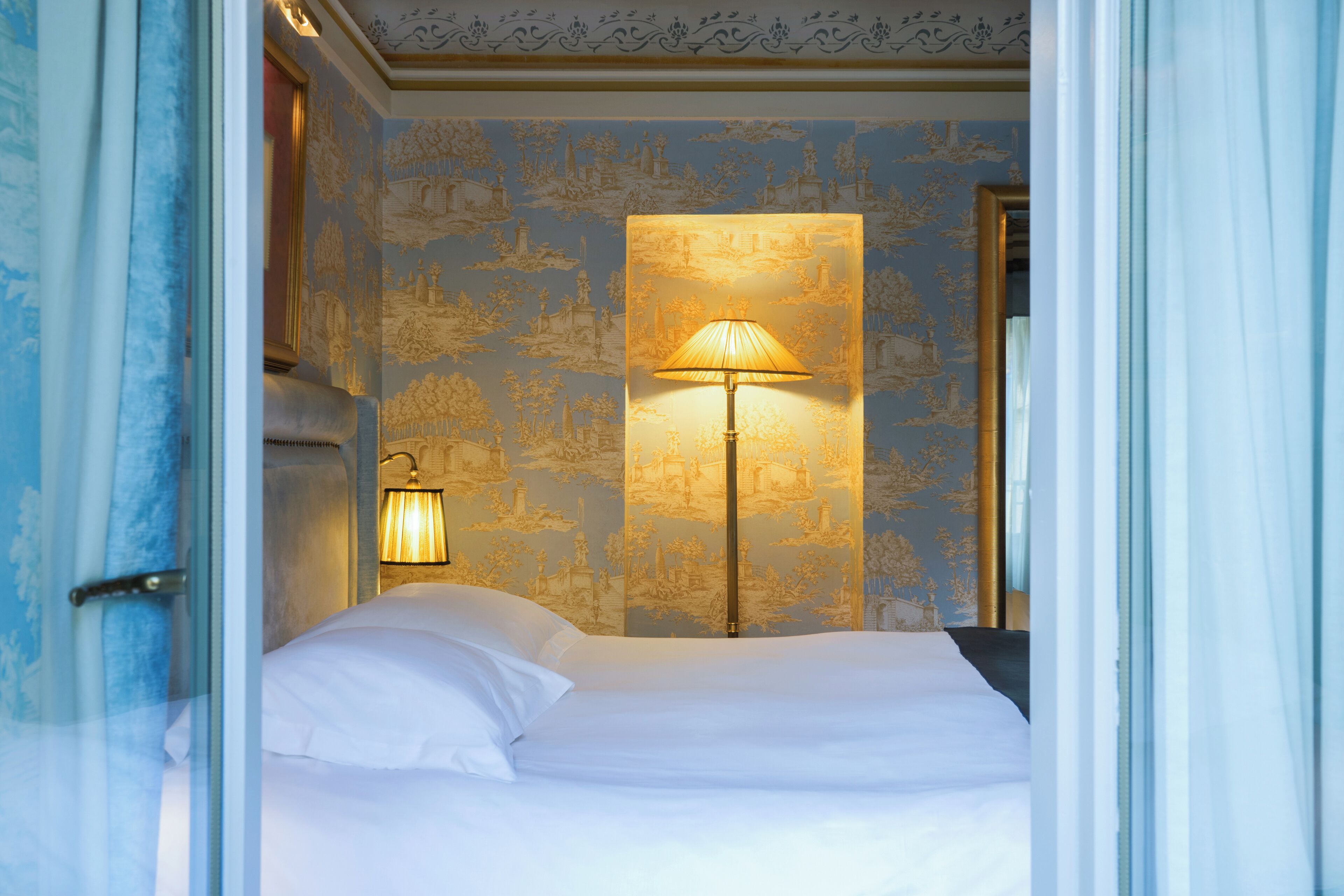 pillow-top beds, free minibar items, in-room safe