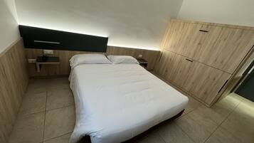 Quadrupla Comfort, accessibile ai disabili | 4 camere, una scrivania, culle/letti per bambini (a pagamento)