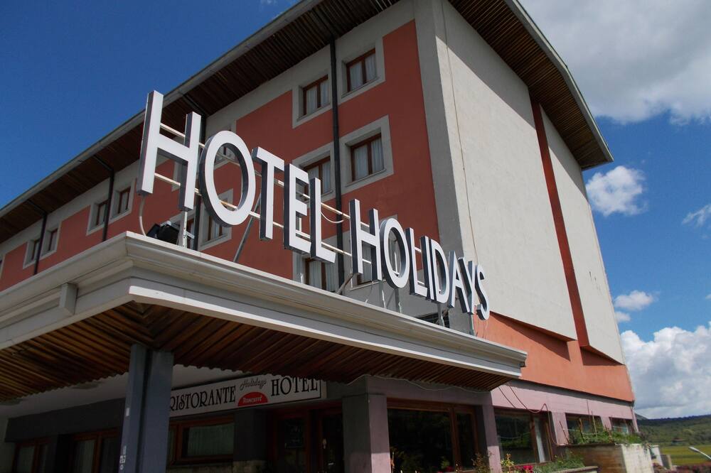Hotel Holidays