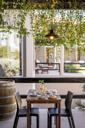 Se sirven desayunos, almuerzos y cenas