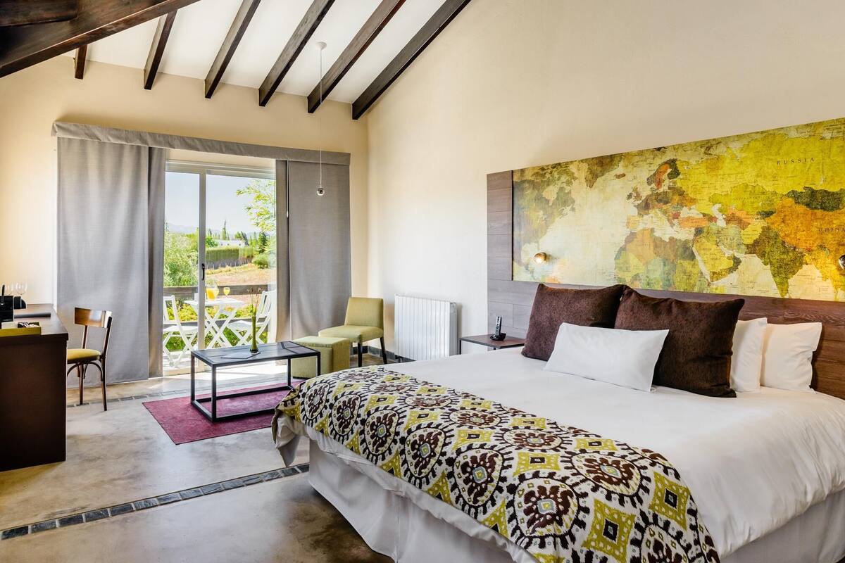 Premium bedding, pillow-top beds, in-room safe, desk