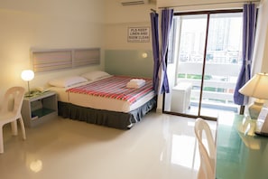 Standard-Doppelzimmer | Schreibtisch, kostenloses WLAN