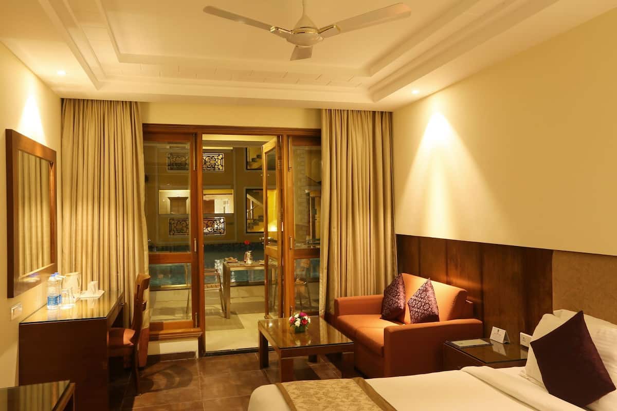 Premium bedding, memory-foam beds, minibar, in-room safe