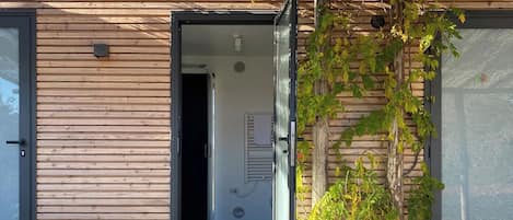 Dusche, Regendusche, Haartrockner, Bidet