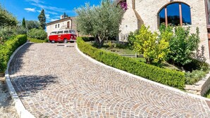 Property grounds -  IL SAPORE DELLA LUNA SRL (Monteprandone)