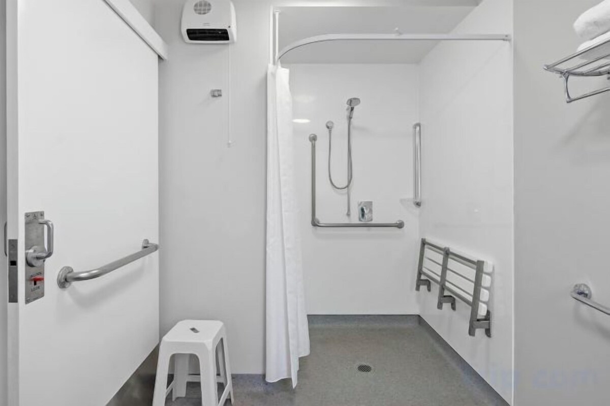 Bad | Hårføner og håndklær