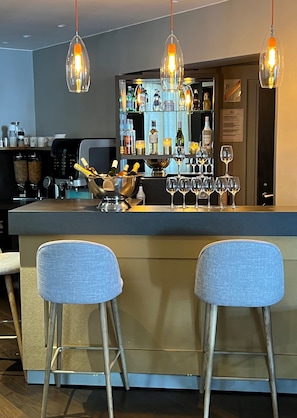 Bar (in der Unterkunft)