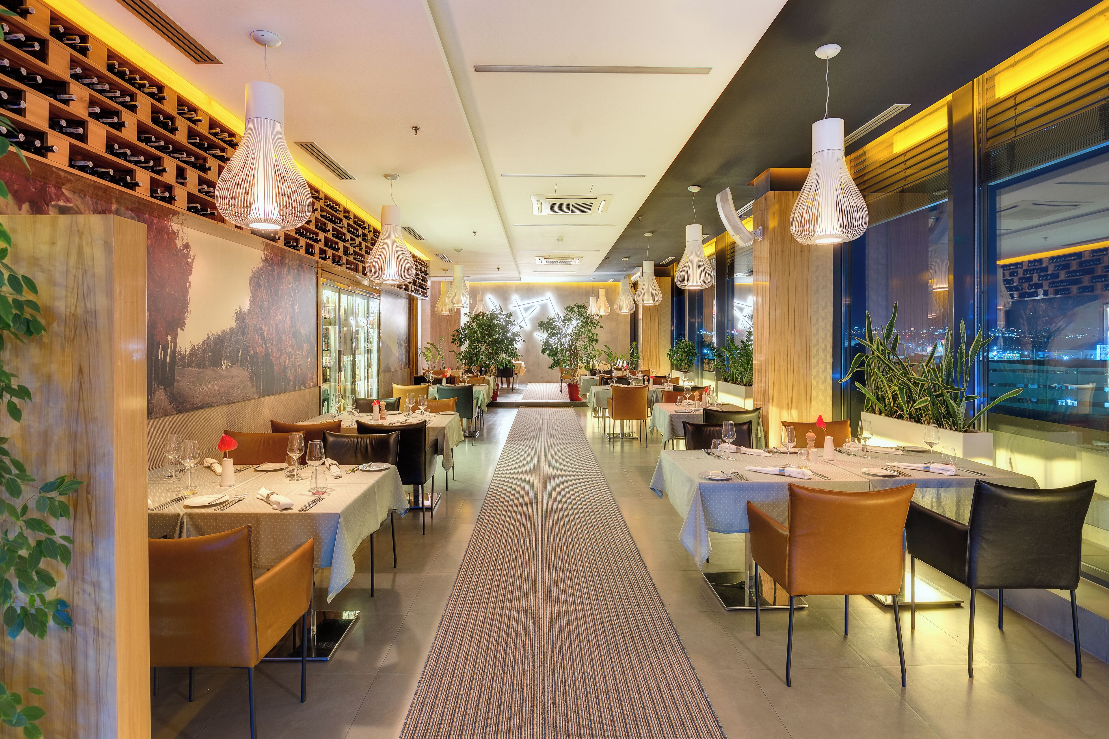 Photo - Emerald Hotel