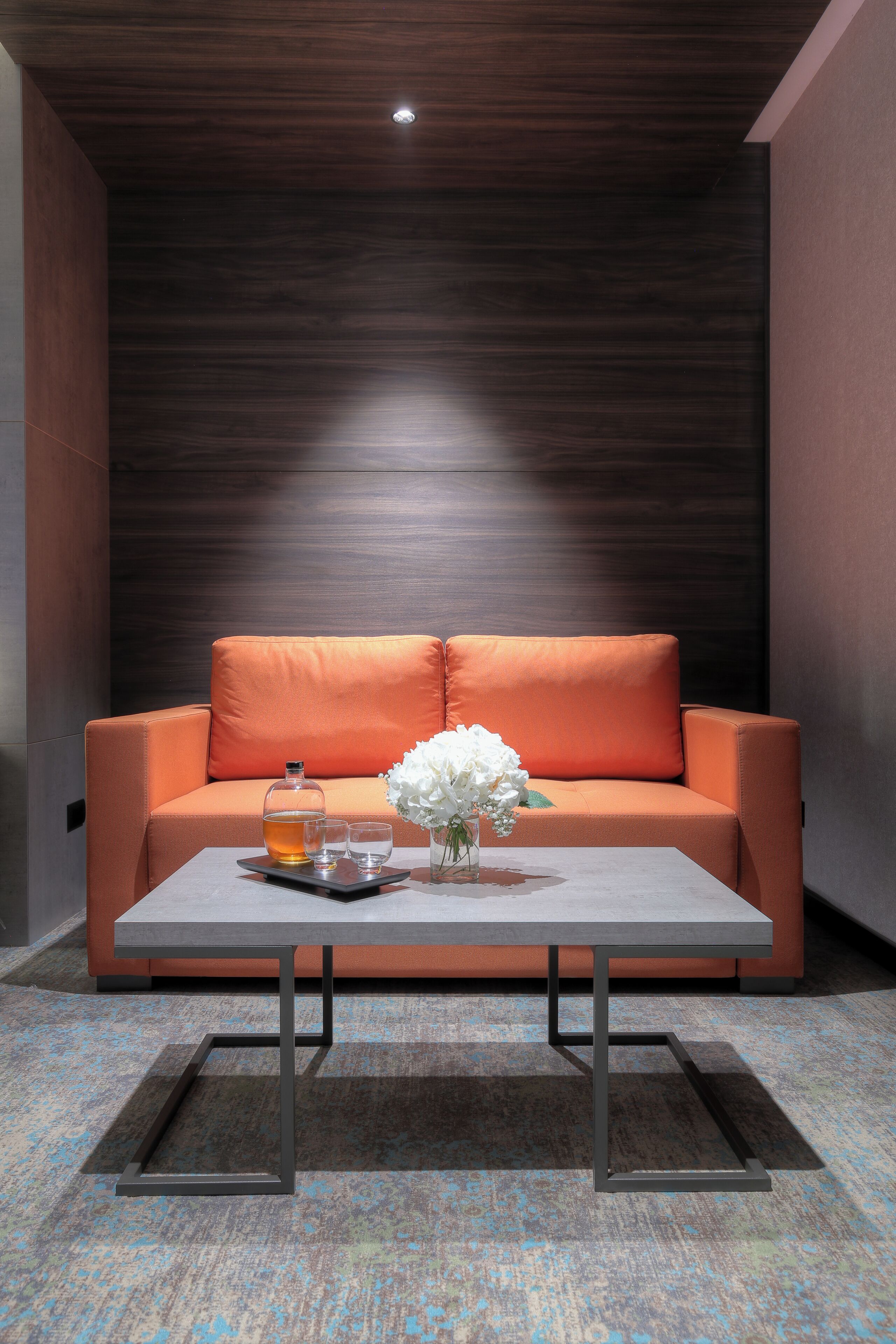 deluxe suite | egyptian cotton sheets, premium bedding, memory-foam beds, minibar