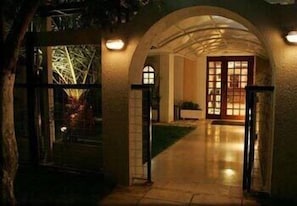 Entrada de la propiedad