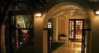 Zina Hotel Apartments