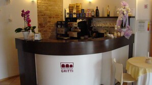 Bar (en el alojamiento)