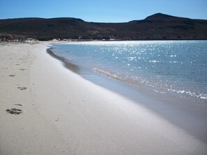 Una playa cerca