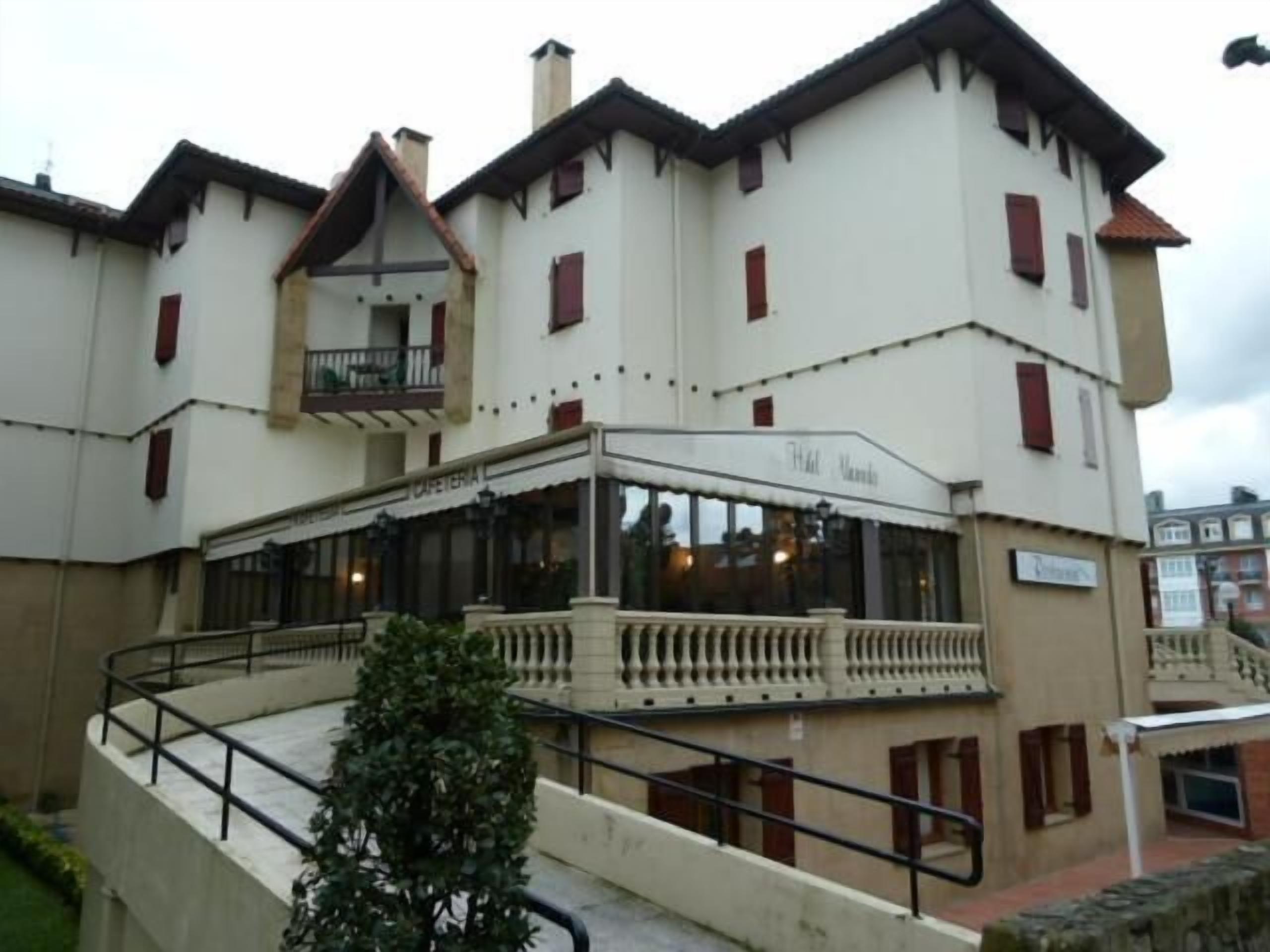 Esterni