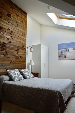 Minibar, desk, blackout drapes, free WiFi - Hotel Alameda (Zarautz)
