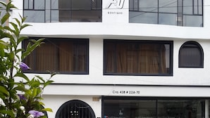 Ảnh chưa phân loại, 3 trong số 26 ảnh, nút
