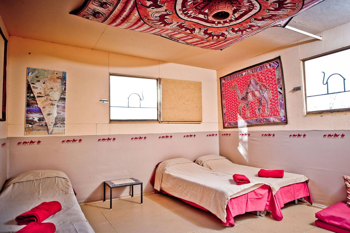 Bungalow (Desert Hut) | 1 chambre, lits bébé (gratuits), draps fournis