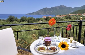 Studio, Sea View | Terrace/patio - Byzantinon Hotel (South Kynouria)