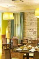 Daily buffet breakfast for a fee