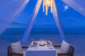 Breakfast, lunch, dinner served; international cuisine, pool views