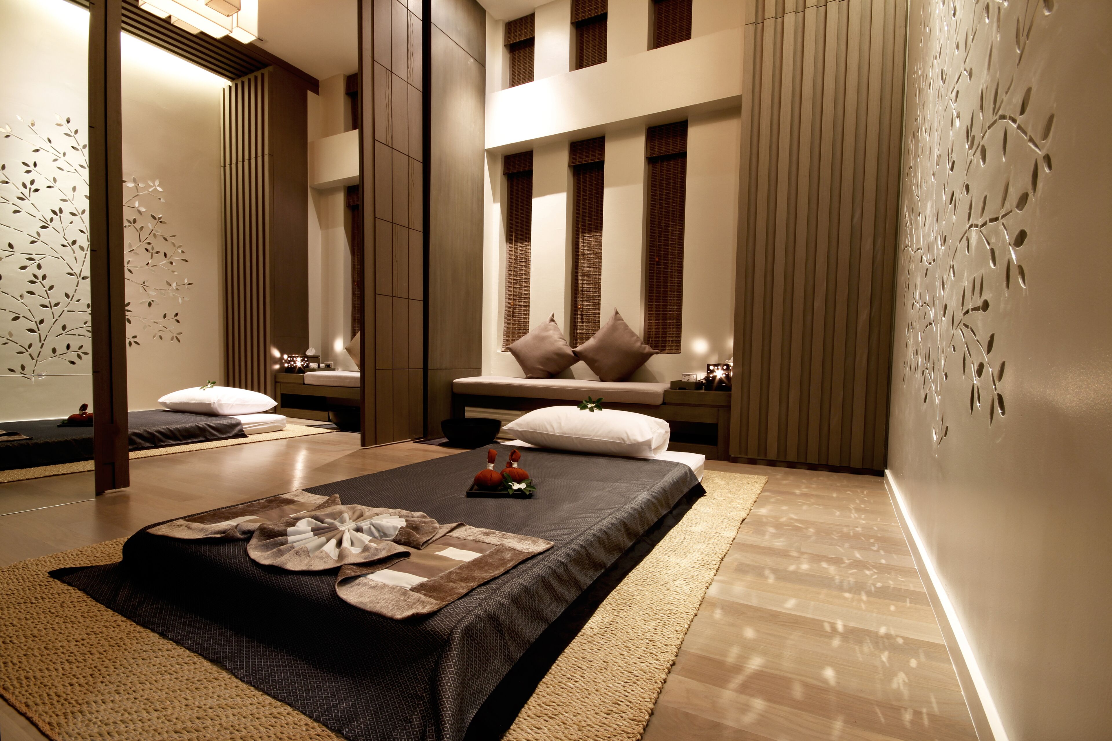 Soins corporels, soins d'aromathérapie, enveloppements corporels