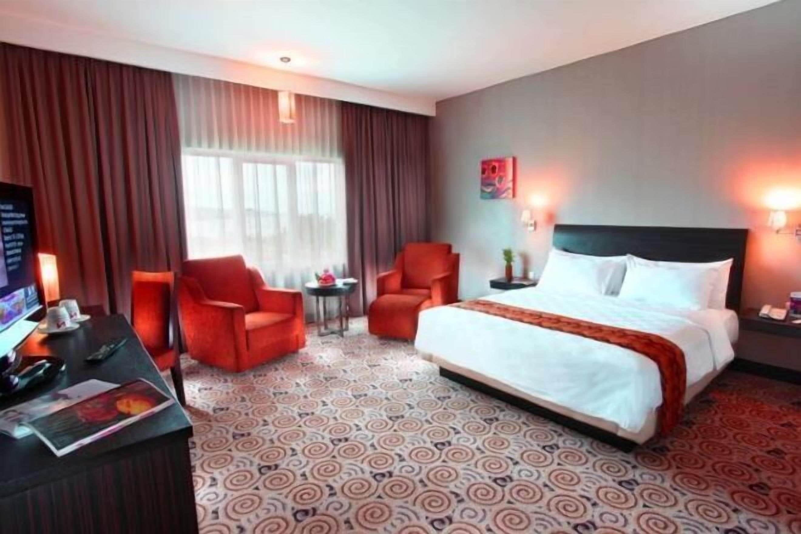 Minibar, in-room safe, desk, laptop workspace