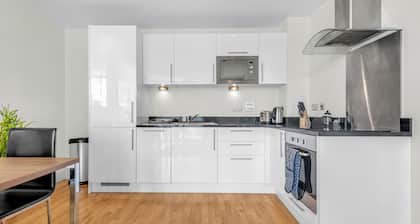 Spacious Serviced Apartments Canary Wharf