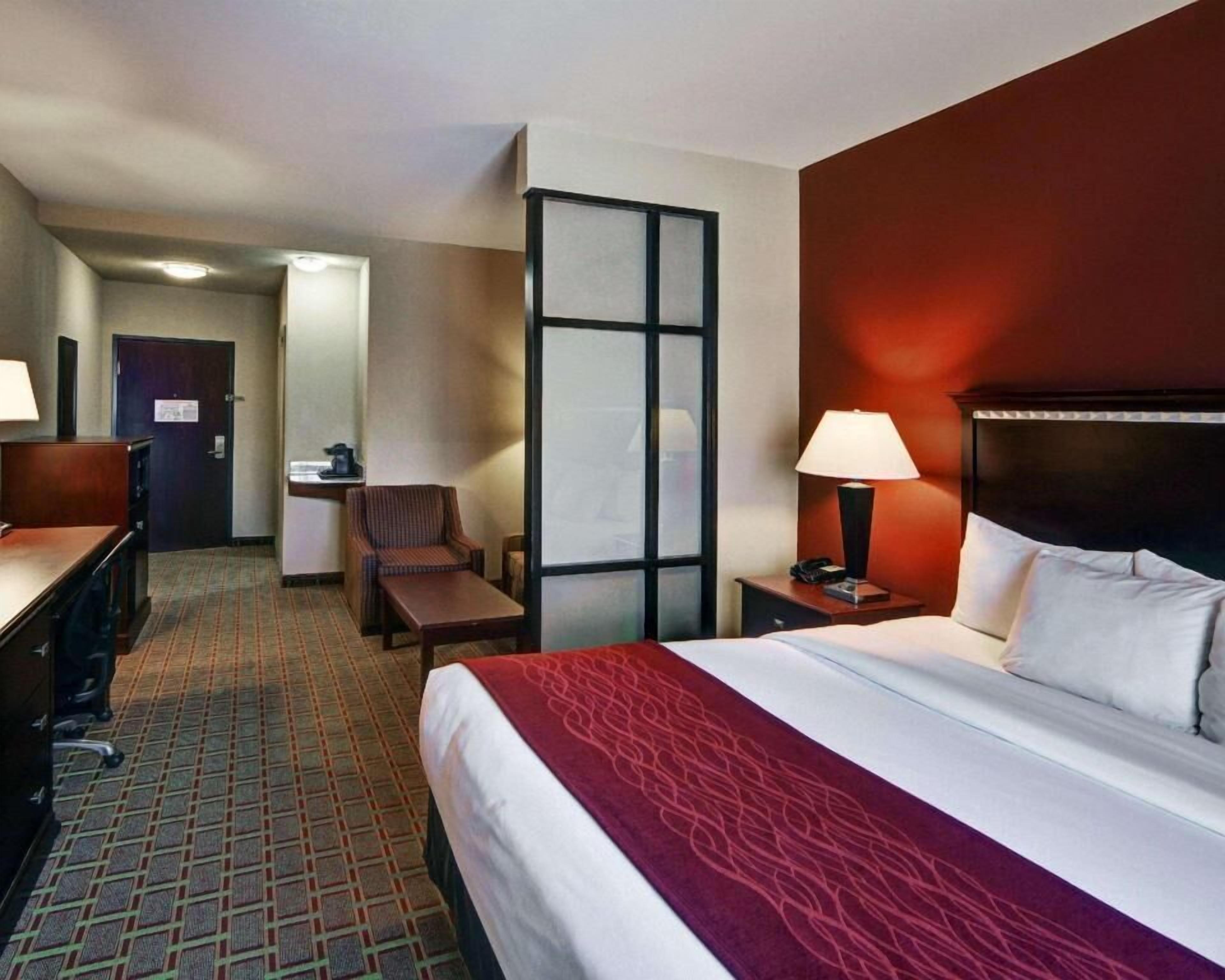 Pillowtop beds, in-room safe, desk, laptop workspace