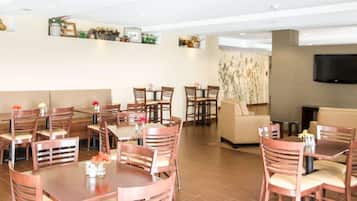 Free daily buffet breakfast