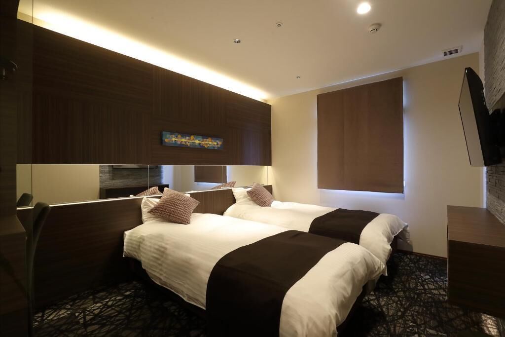 twin room, non smoking | down duvets, blackout curtains, free wifi