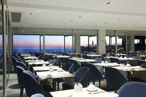 Buffet - Mar Azul Pur Estil Hotel & Spa (Capdepera)