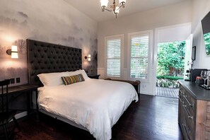 Standard Room, 1 King Bed | Frette Italian sheets, premium bedding, down comforters, pillowtop beds - Brannan Cottage Inn (Calistoga)