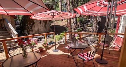 Elliott House Boutique Inn