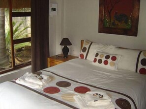 Cottage | Coffres-forts dans les chambres, bureau, fer et planche à repasser