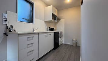 Premium Room, 2 Bedrooms | Private kitchen