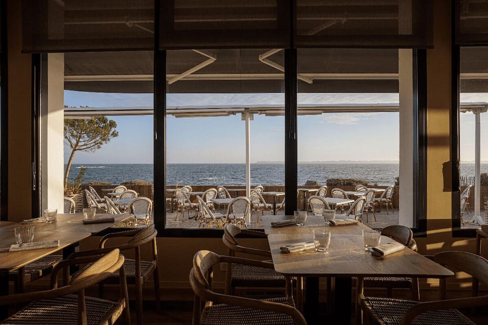 Logis Hôtel & Restaurant Les Mouettes - Larmor Plage, proche de Lorient